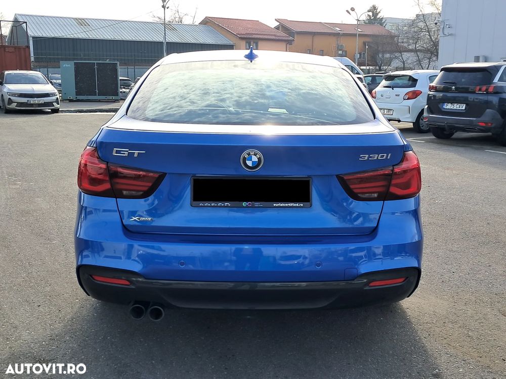 BMW Seria 3 330i xDrive AT M Sport - 2