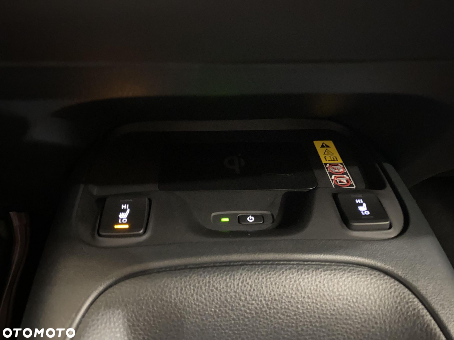 Toyota Corolla 1.8 Hybrid Comfort - 19