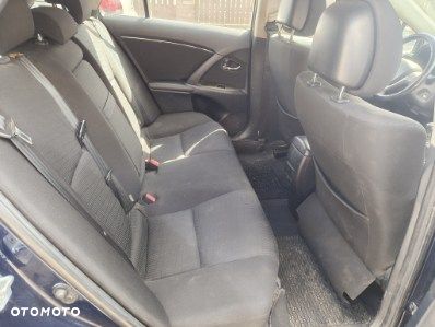 Toyota Avensis 2.0 D-4D - 5