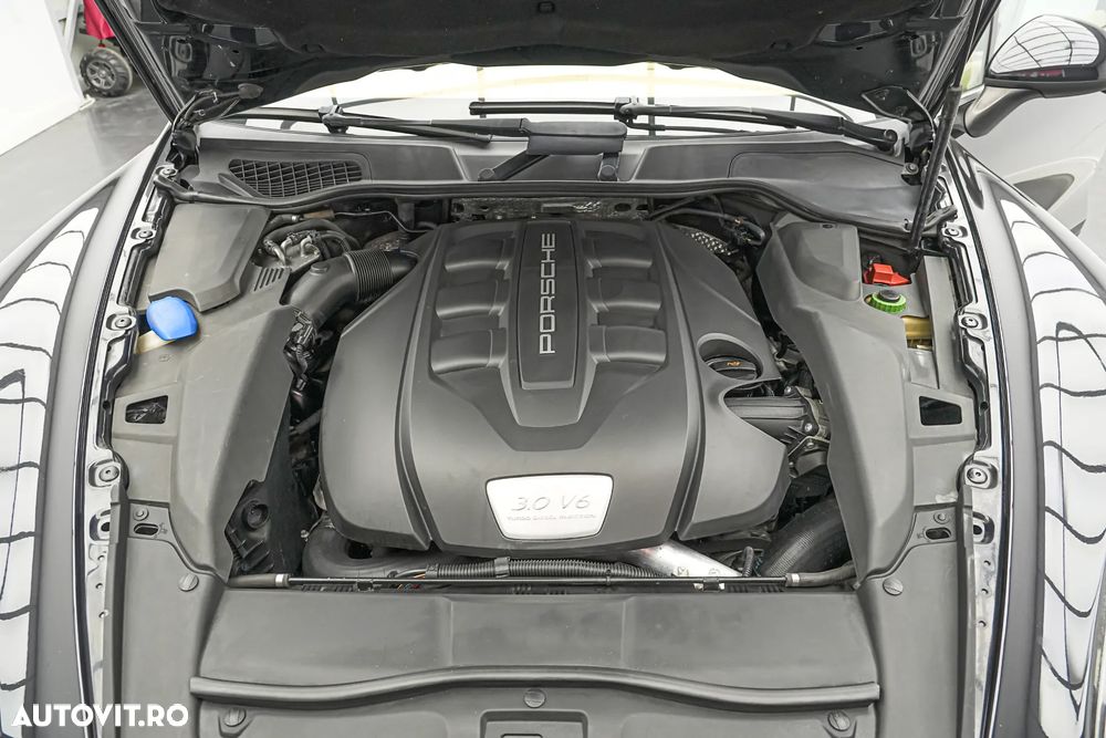 Porsche Cayenne 3.0TD TipTronic - 29