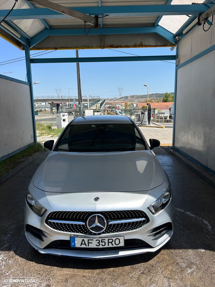 Mercedes-Benz A 180 d AMG Line - 1