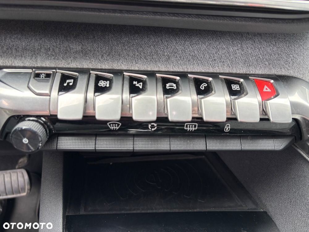 Peugeot 5008 BlueHDI 120 EAT6 Stop & Start Allure - 20