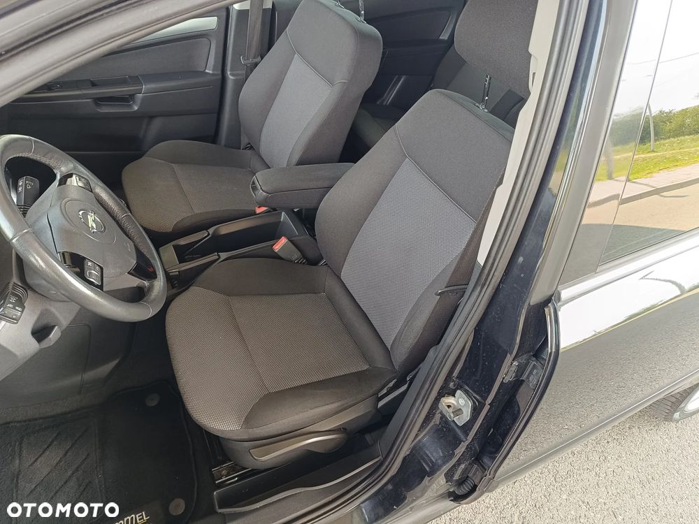 Opel Zafira 1.8 - 15