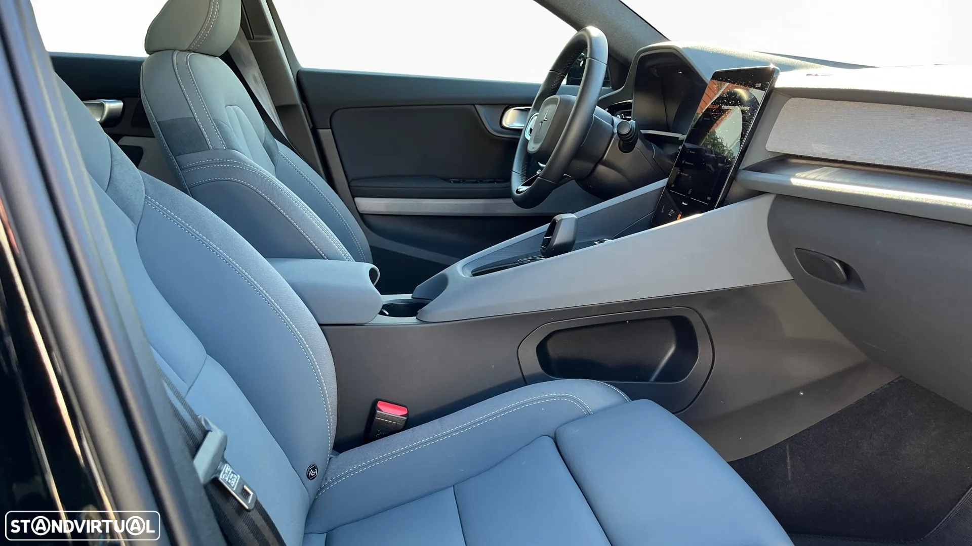 Polestar 2 Long Range 82 kWh AWD Plus - 31