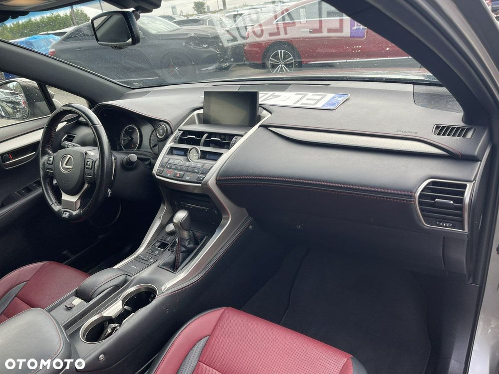 Lexus NX 300 AWD F SPORT - 11