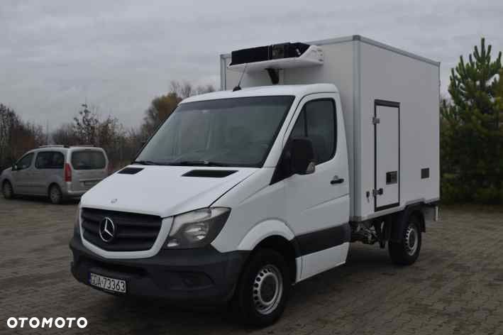 Mercedes-Benz Sprinter - 1