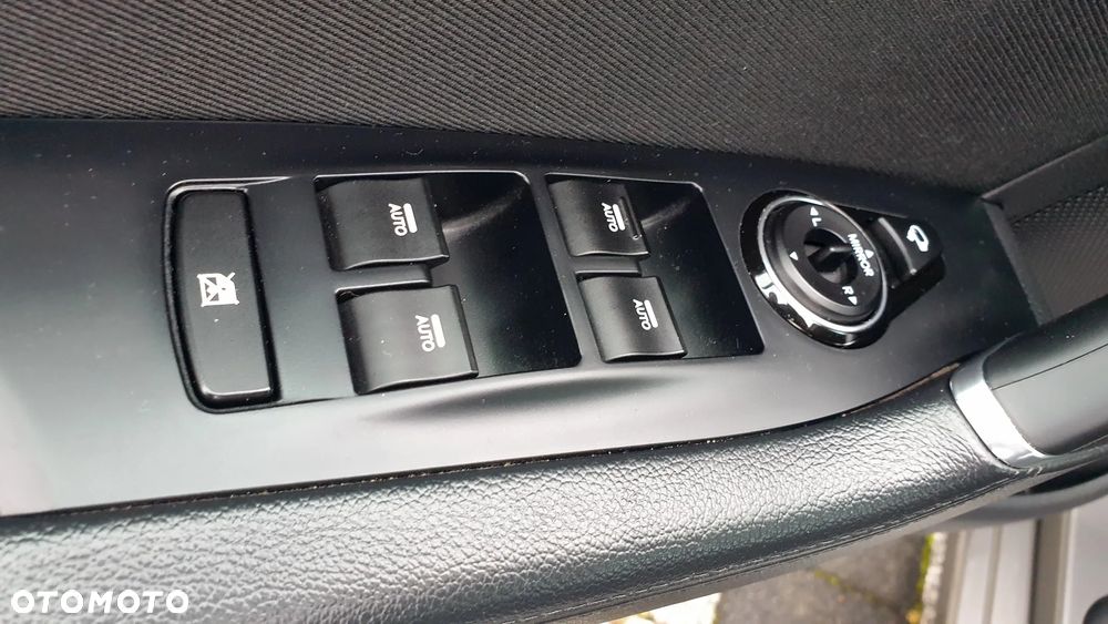 Hyundai i40 1.6 CRDi Premium DCT - 29