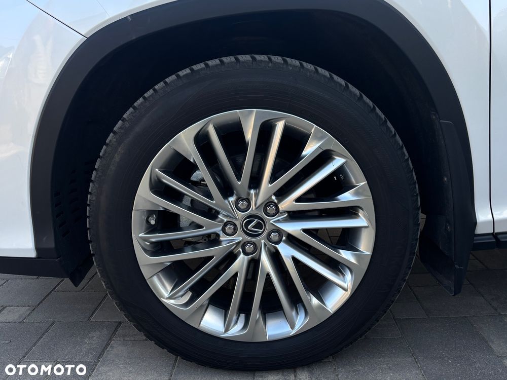 Lexus RX - 20