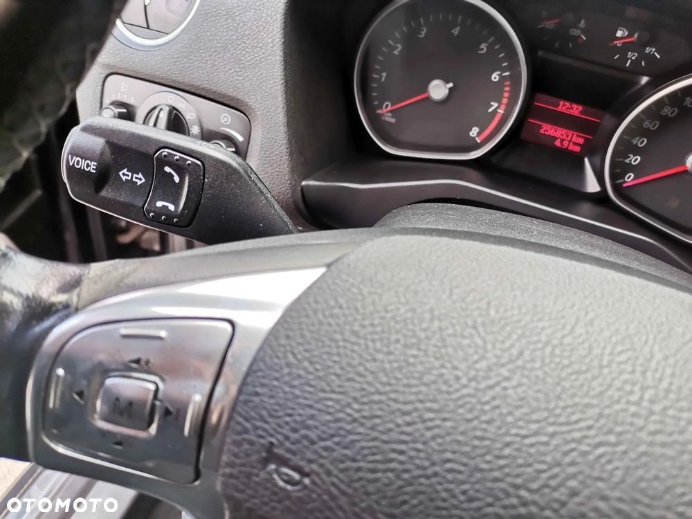 Ford Mondeo 1.6 Ambiente - 17