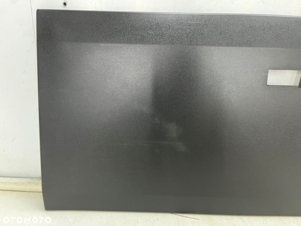 Listwa Iveco Daily 4 IV 14r.- 4x4 lewa prawa tylna nakładka boczna drzwi DOKA dubel kabina 58019359 - 2