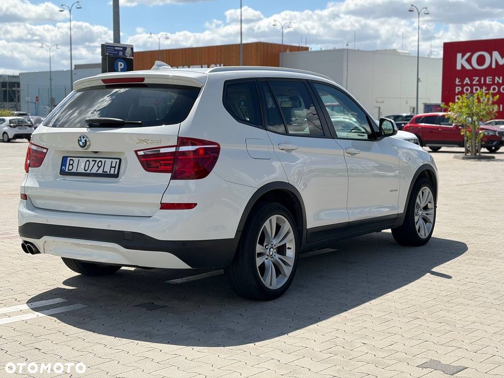 BMW X3 28i xDrive - 4