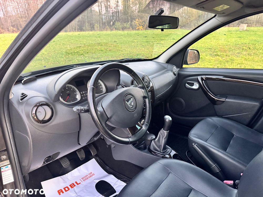 Dacia Duster 1.6 Laureate - 7