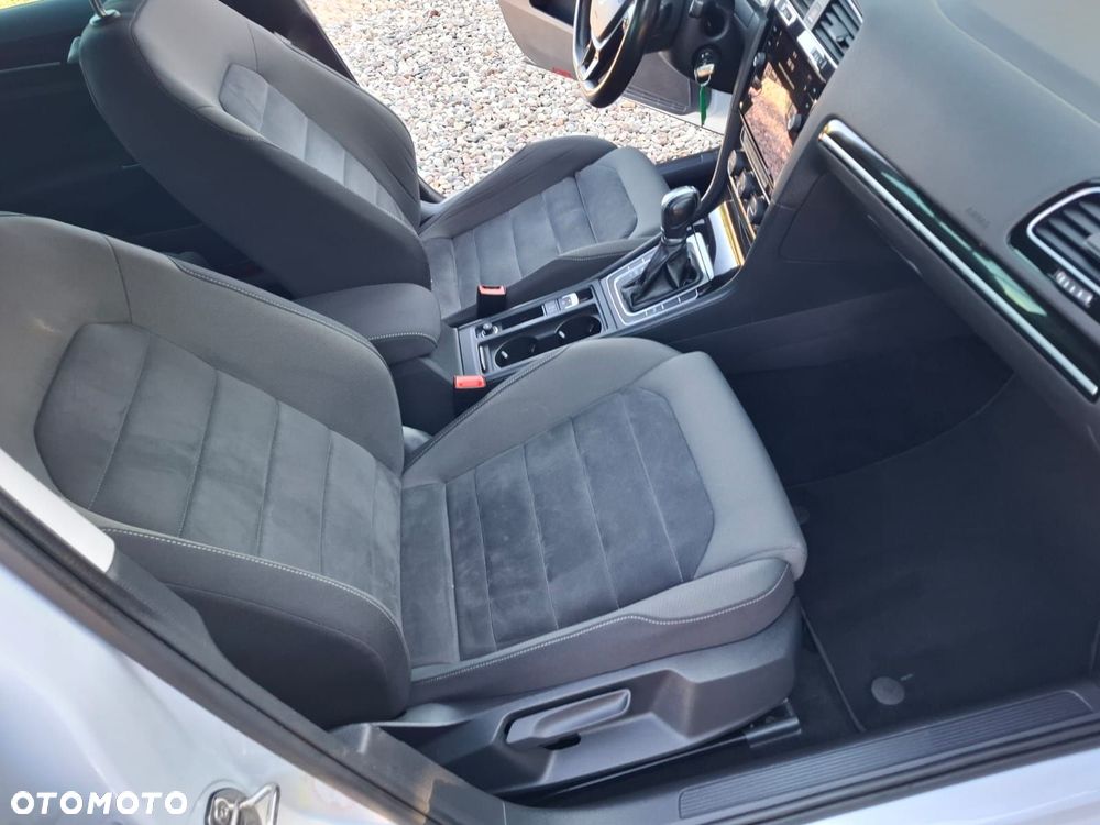 Volkswagen Golf 2.0 TDI SCR DSG R-Line - 15