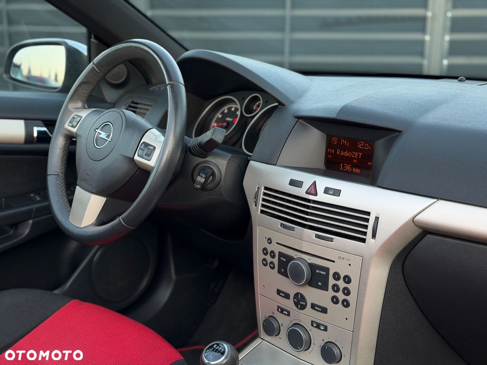 Opel Astra 1.6 Edition - 28