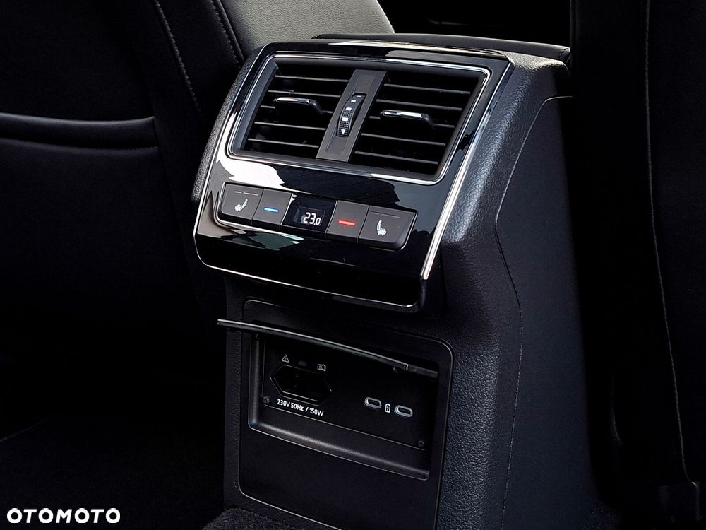 Skoda Superb 2.0 TDI SCR L&K DSG - 16