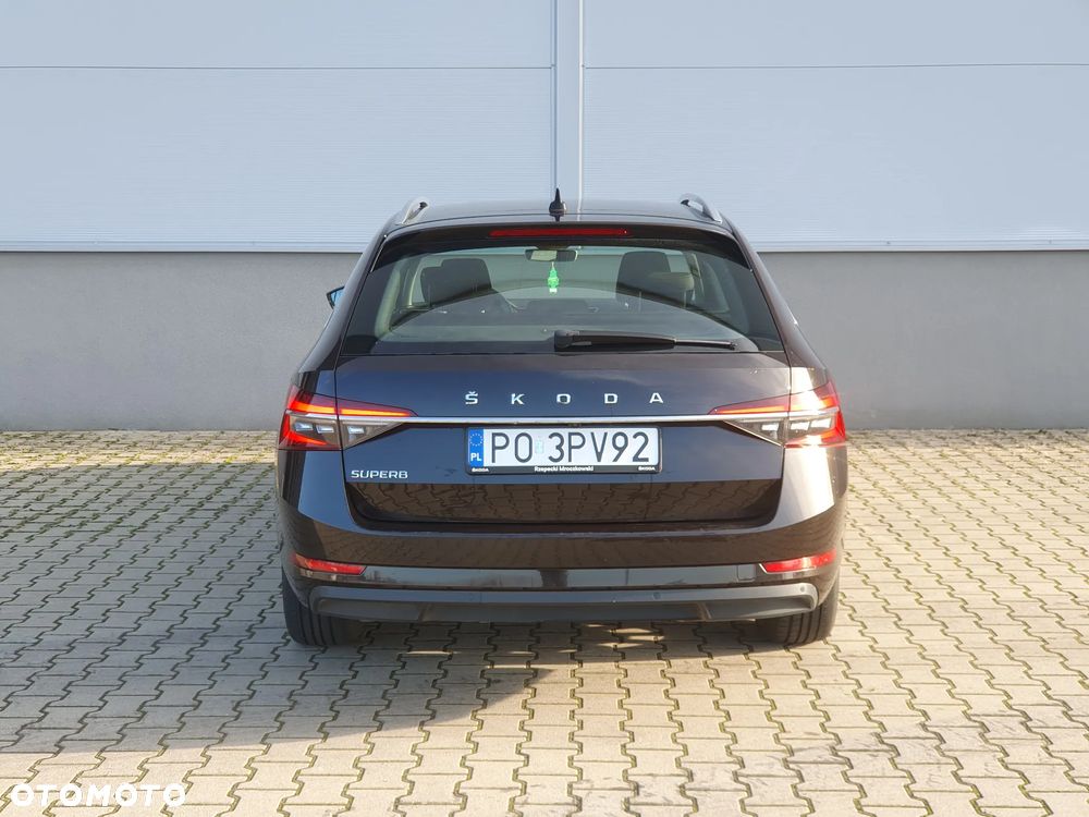 Skoda Superb 2.0 TDI SCR Ambition DSG - 5