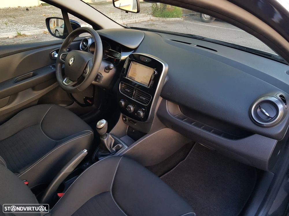 Renault Clio Sport Tourer 1.5 dCi Limited EDition - 32