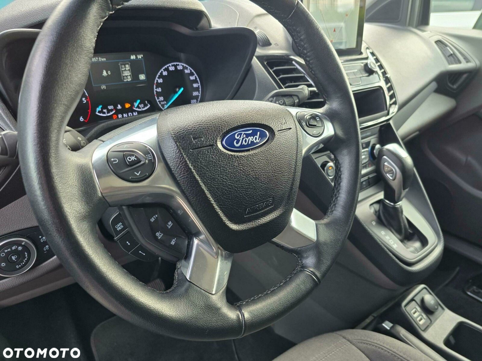 Ford Tourneo Connect 1.5 EcoBlue Titanium PowerShift - 19