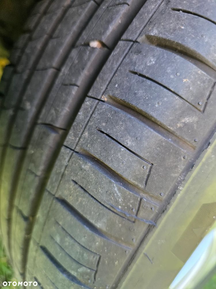 BMW Seria 3 318d DPF - 29