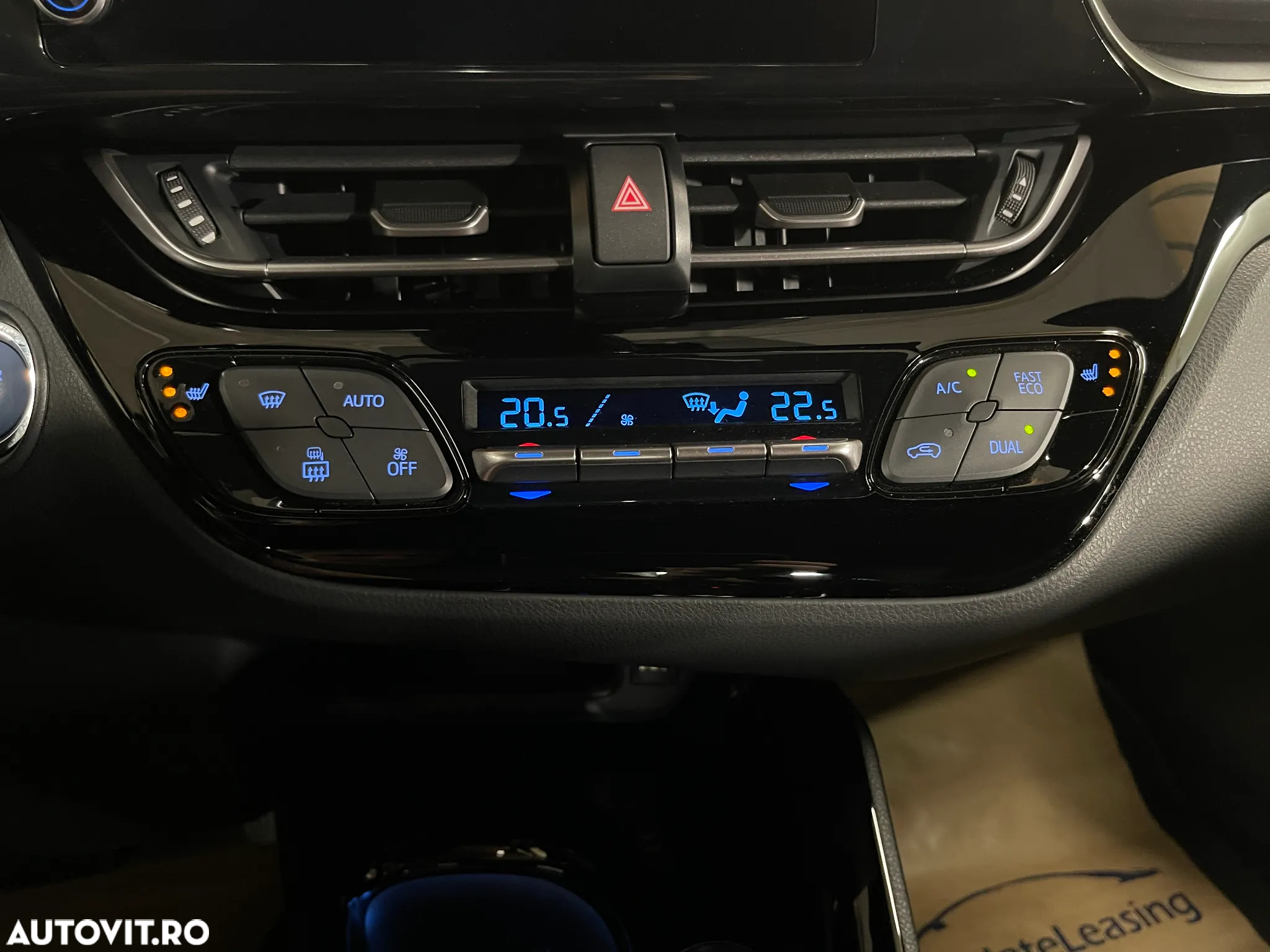 Toyota C-HR 2.0 HSD 184 CP 4x2 CVT Style - 9