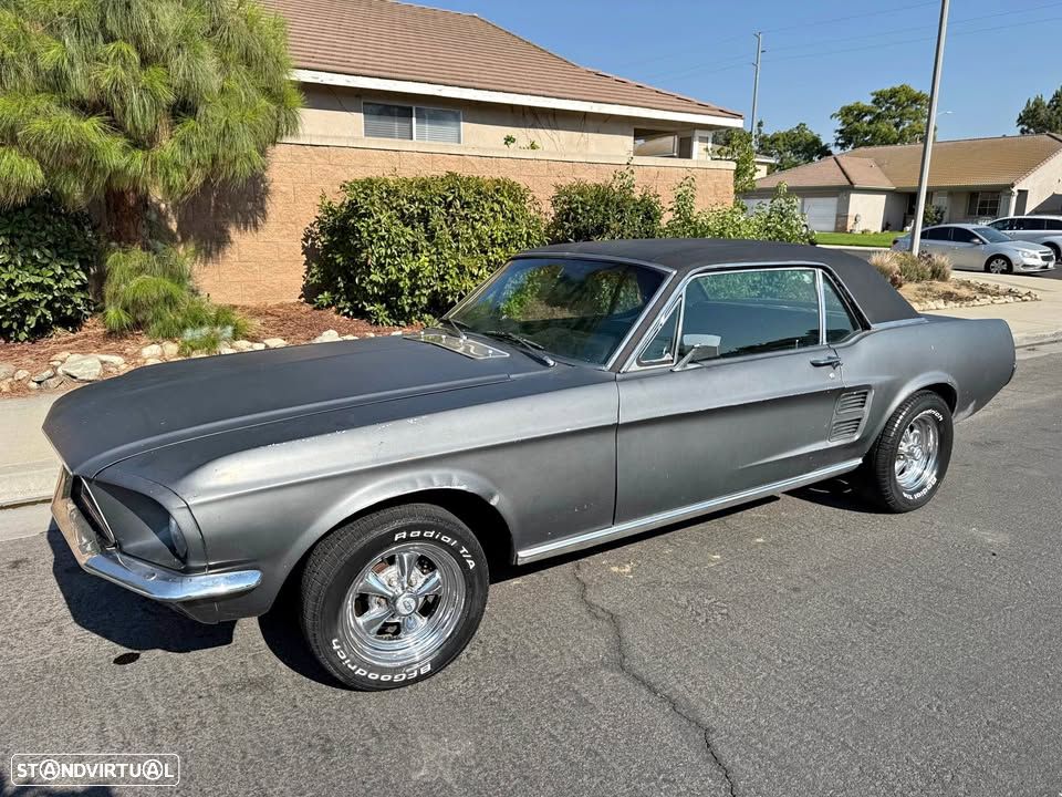 Ford Mustang - 9