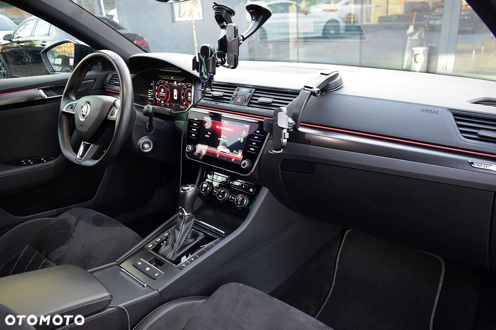 Skoda Superb 2.0 TSI 4x4 Sportline DSG - 11