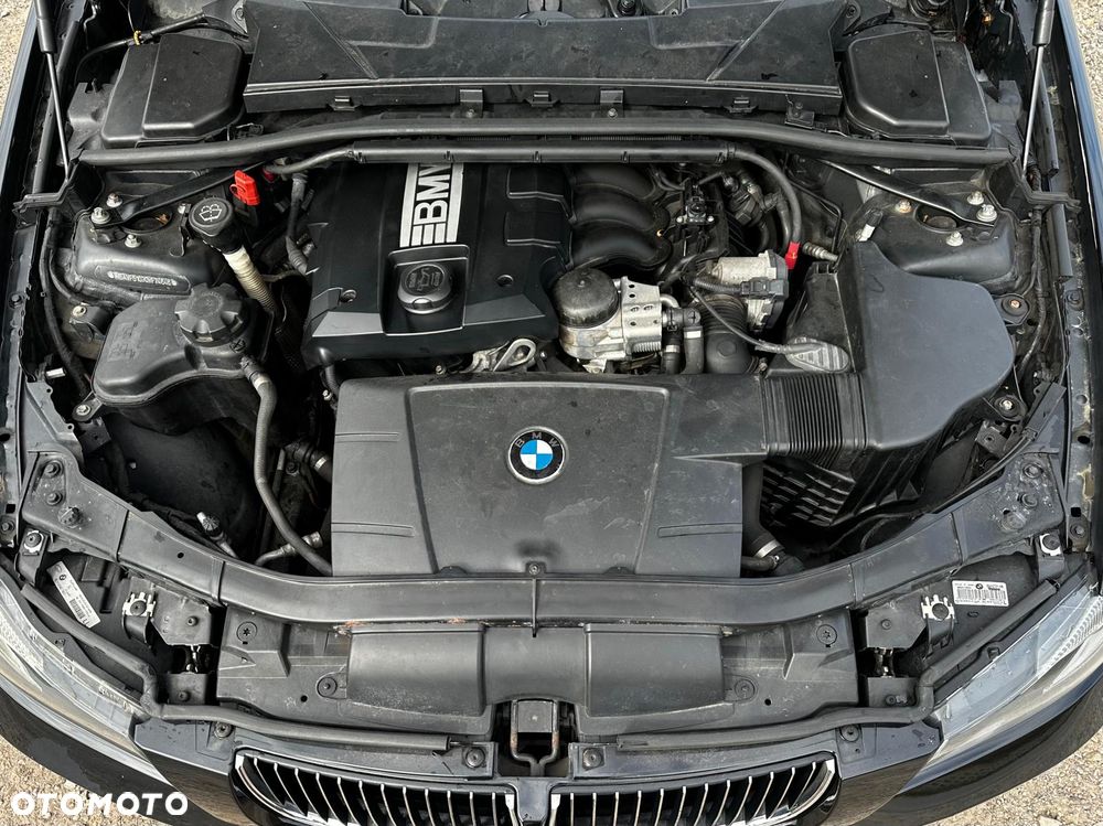 BMW Seria 3 318i Edition Exclusive - 10