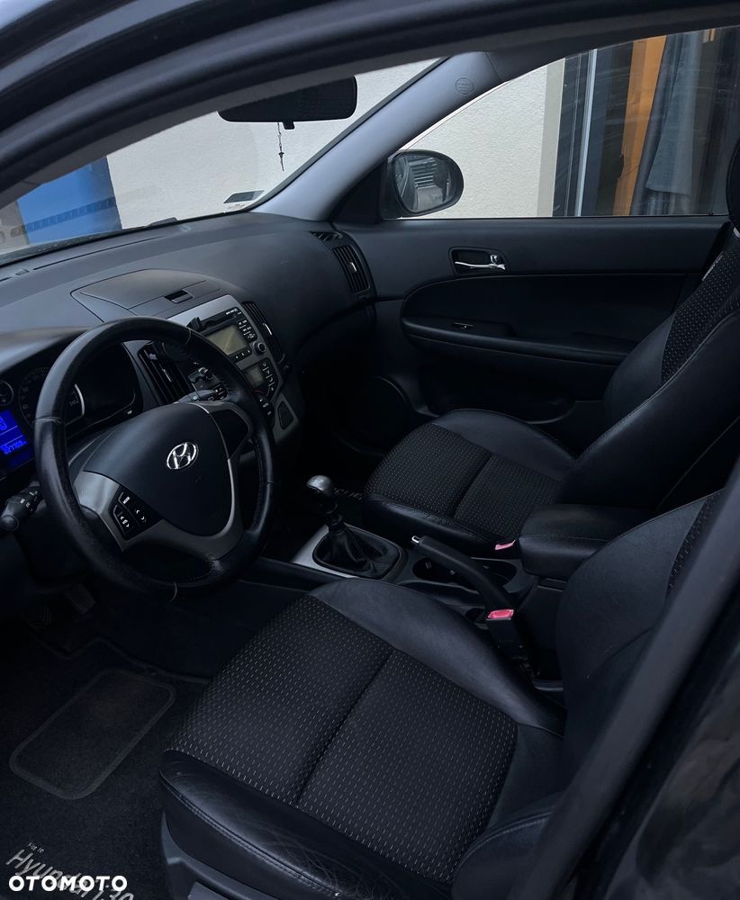 Hyundai i30 1.6 CRDi Classic - 9