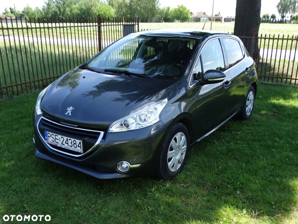 Peugeot 208 - 3