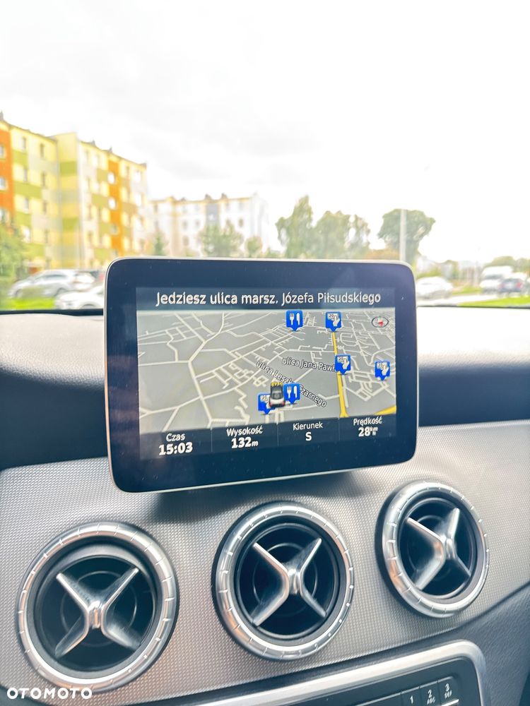 Mercedes-Benz CLA - 18