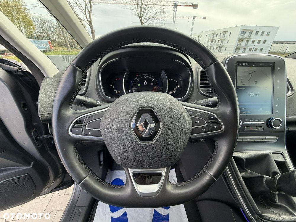 Renault Scenic - 23