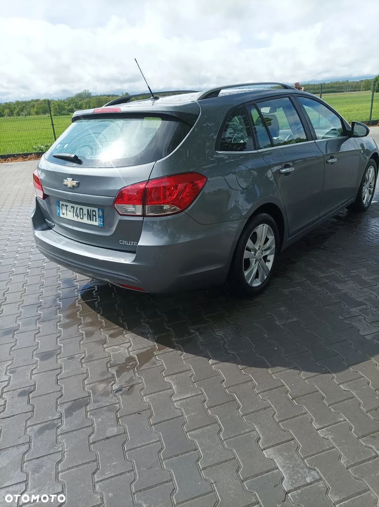 Chevrolet Cruze - 11