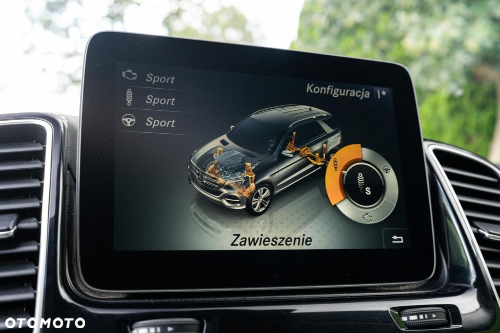 Mercedes-Benz GLE 350 d 4-Matic - 22