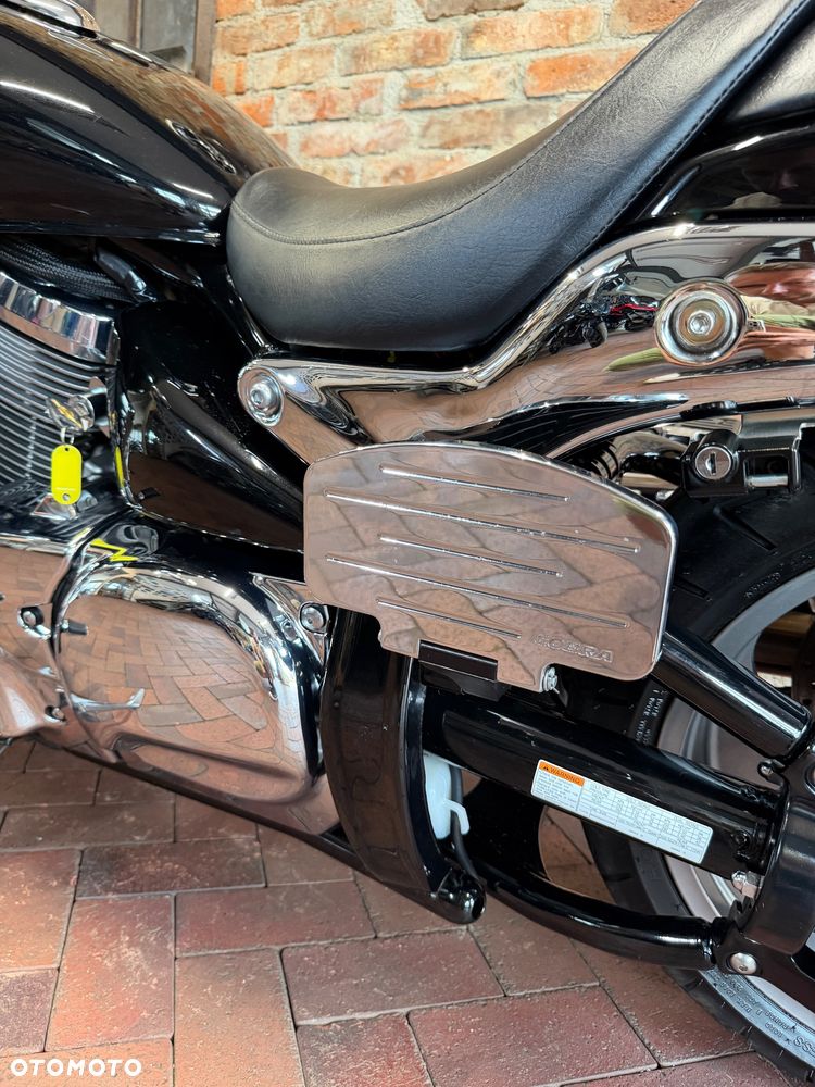 Suzuki VZ - 16