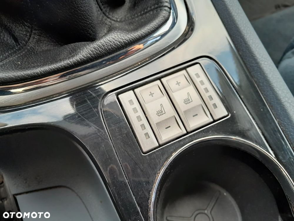 Ford Mondeo 2.0 Ghia - 14