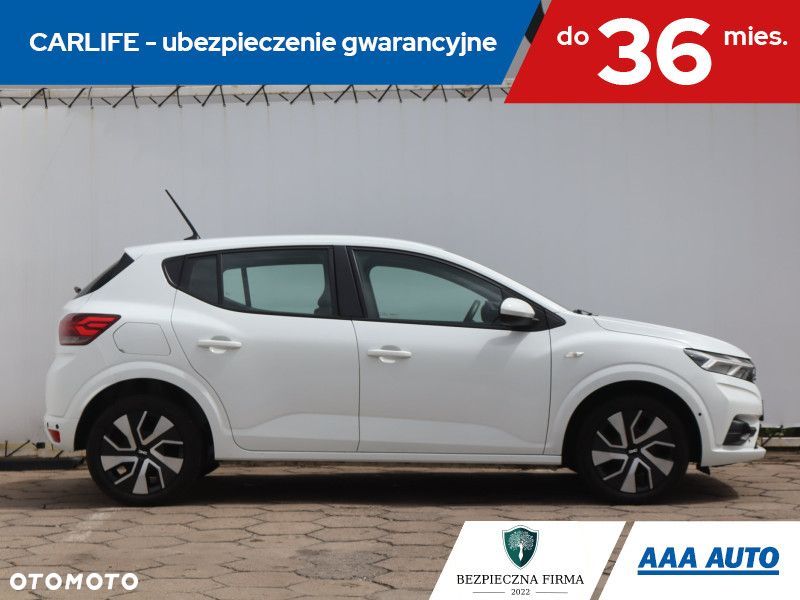 Dacia Sandero - 8