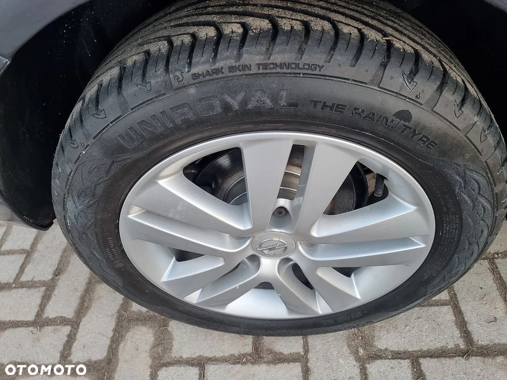 Opel Astra 1.6 Turbo Sport - 18