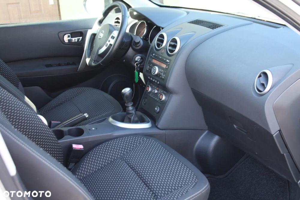 Nissan Qashqai 2.0 tekna - 8