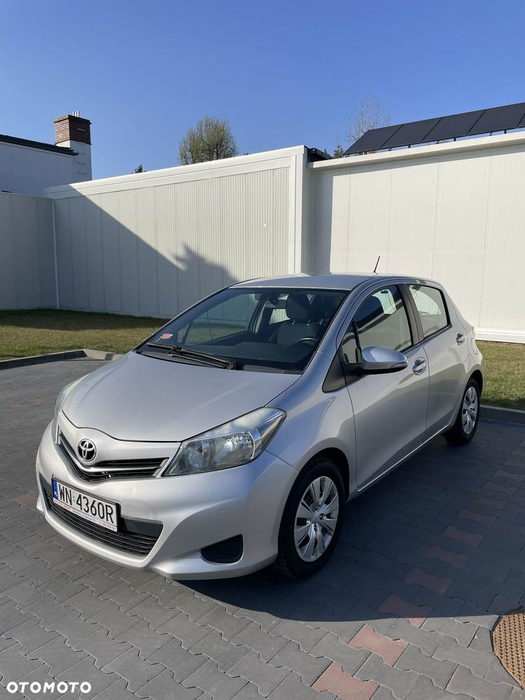 Toyota Yaris 1.0 Sol - 1