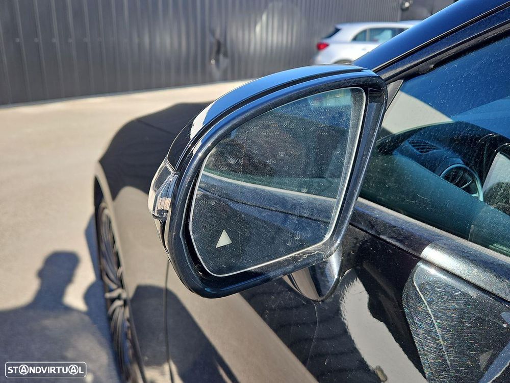 Mercedes-Benz CLS 300 d 4Matic AMG Line - 24