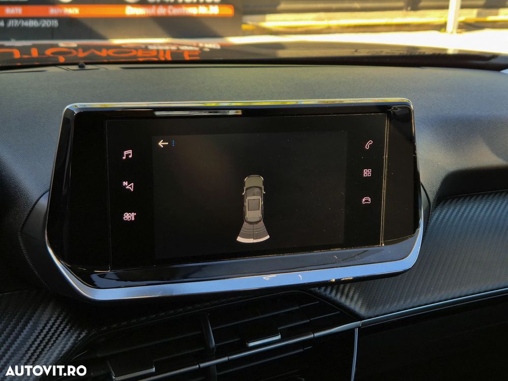 Peugeot 2008 PureTech 130 Allure Pack - 34