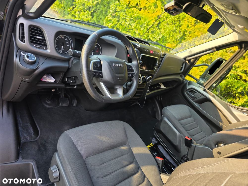 Iveco DAILY - 12
