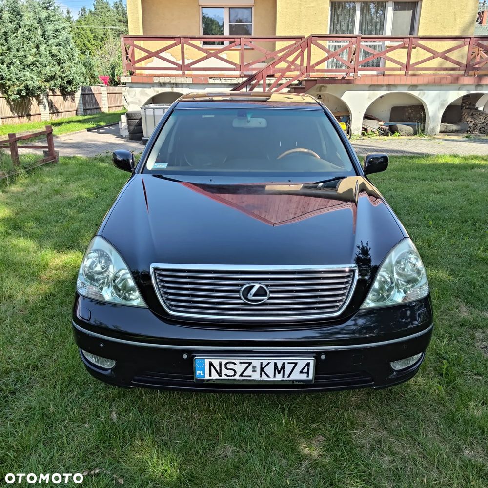 Lexus LS Standard - 4
