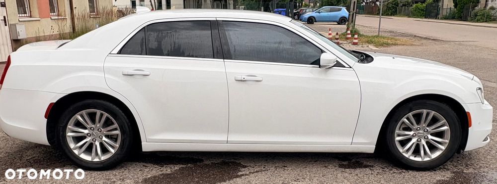Chrysler 300 - 11