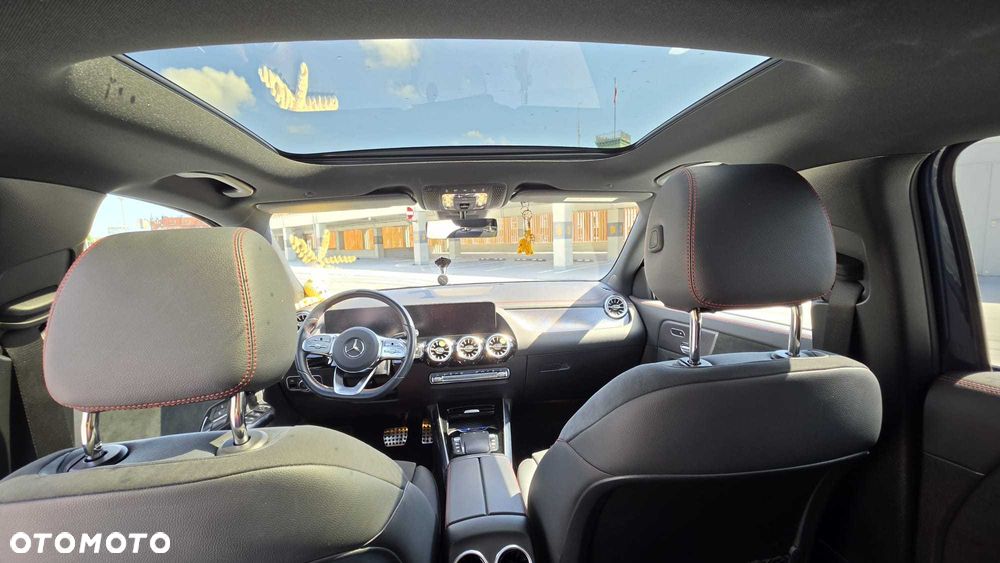 Mercedes-Benz EQA - 5