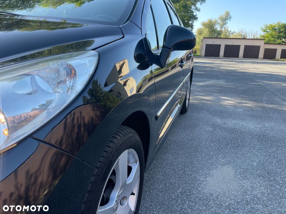 Peugeot 207 120 VTi Premium - 13