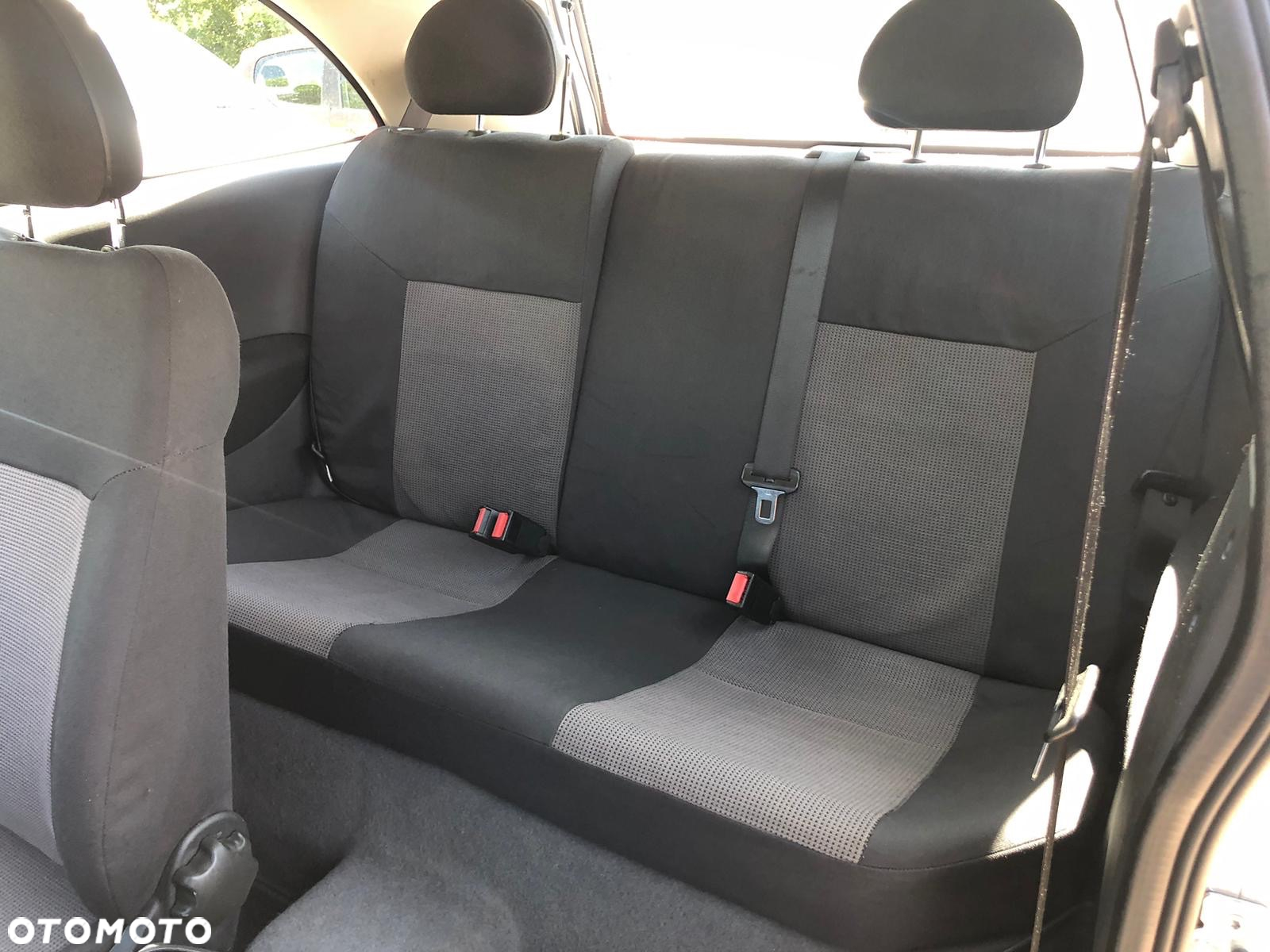 Opel Corsa 1.0 12V Cool - 22