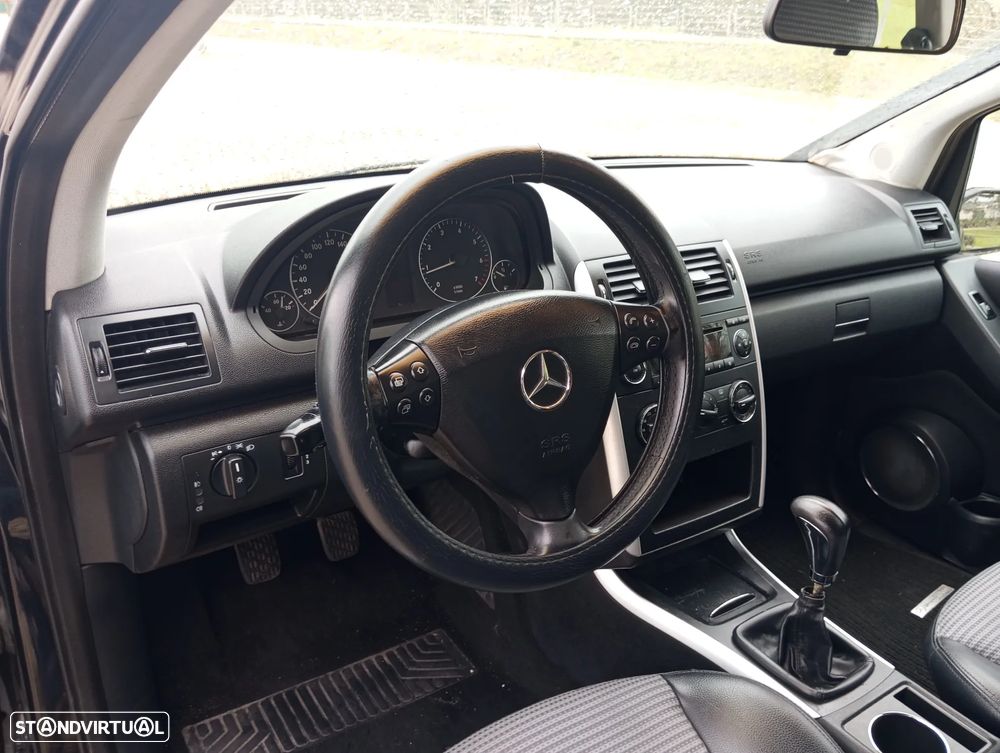 Mercedes-Benz A 160 - 24