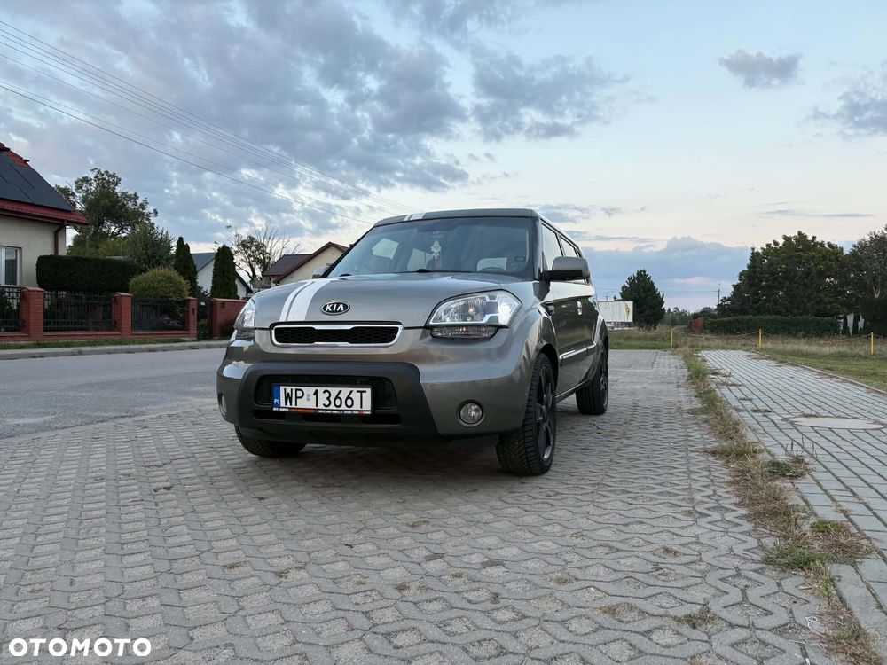 Kia Soul 1.6 CRDI L - 1