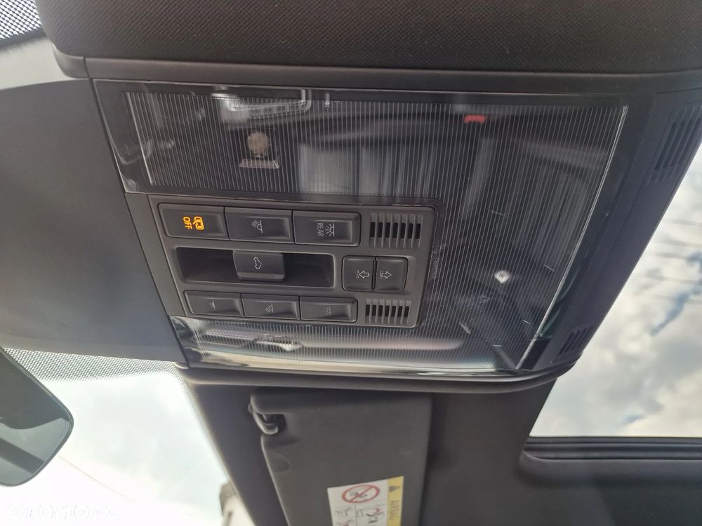 Volkswagen Passat Variant 1.4 TSI ACT (BMT) DSG Highline - 19